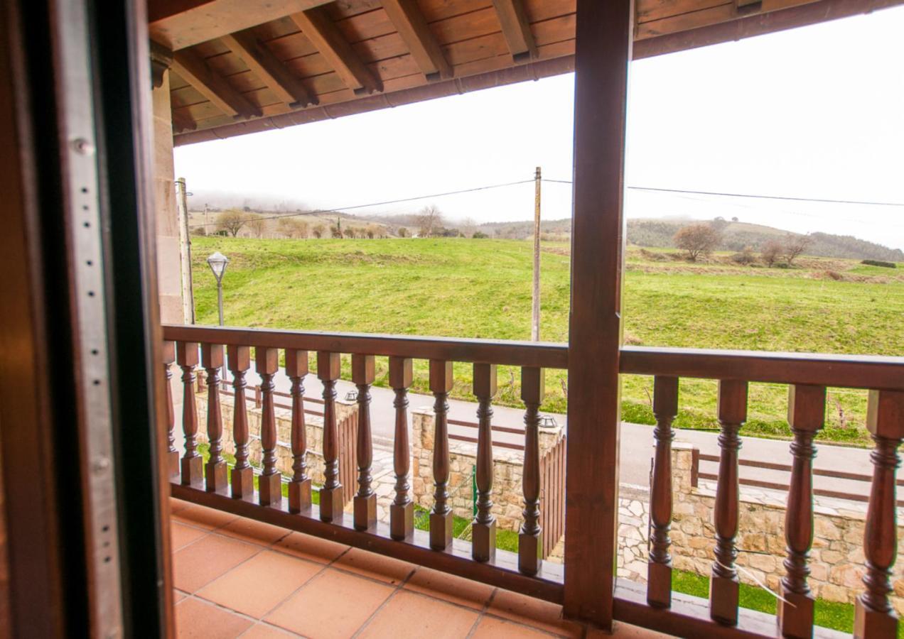 Casas Encantadoras En Entorno Espectacular